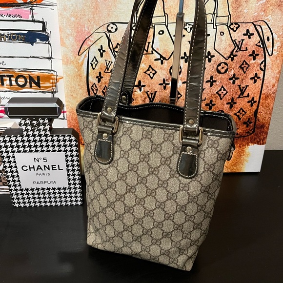 Gucci GG Supreme Coated Canvas Medium Metallic Tote bag EUC - Picture 2 of 10